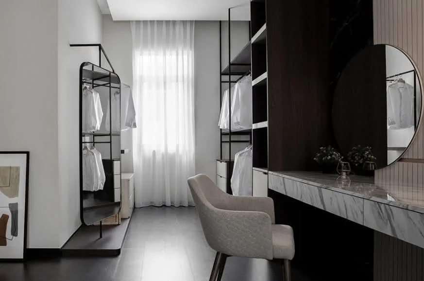 AvidaLab Palm Jumeirah villa powder room transparent renovation by Revive Hub Dubai
